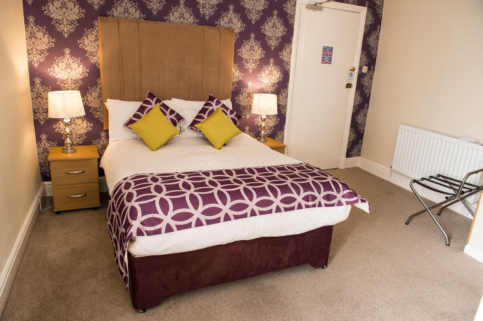 Western Lancaster Lothersdale 3*